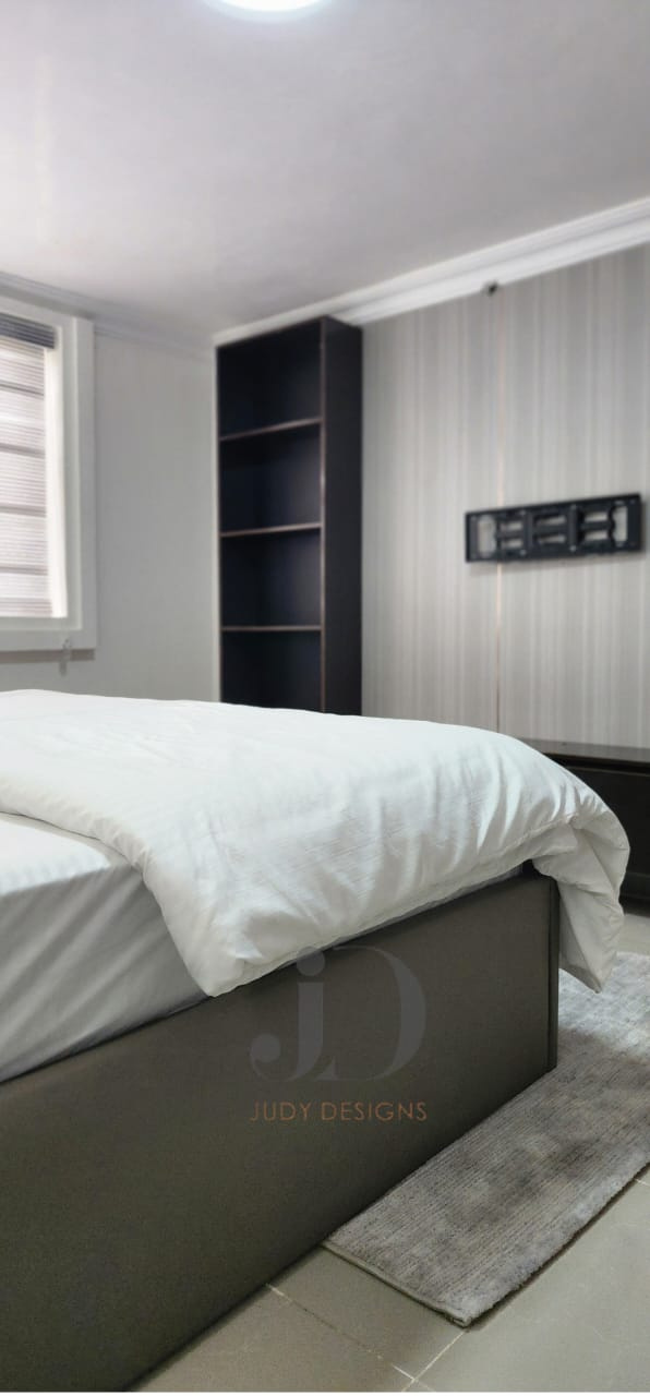 Tulip Project bedroom detail by Judy Designs